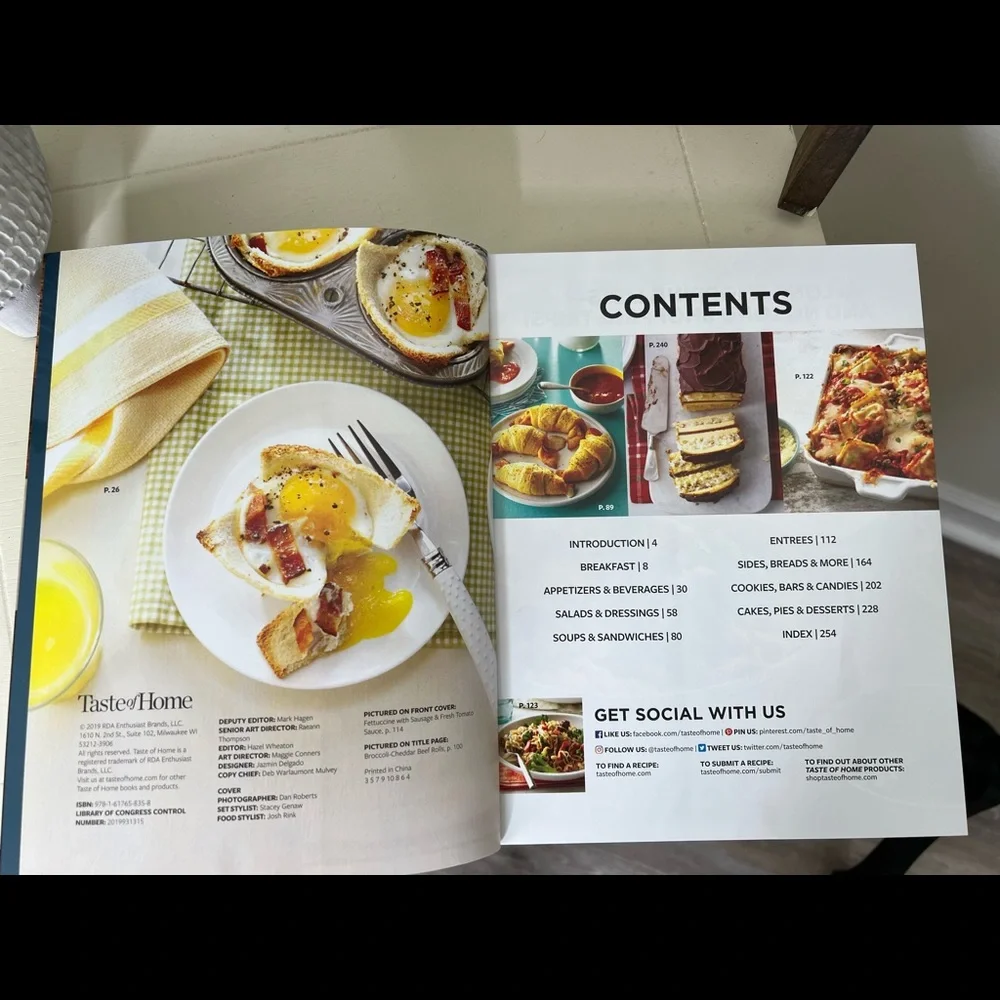 Brand New-Taste of Home 5 Ingredient Recipes Cookbook